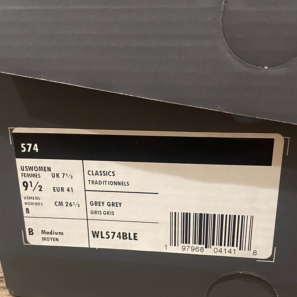 New Balance Sneakers - Picture 2 of 6